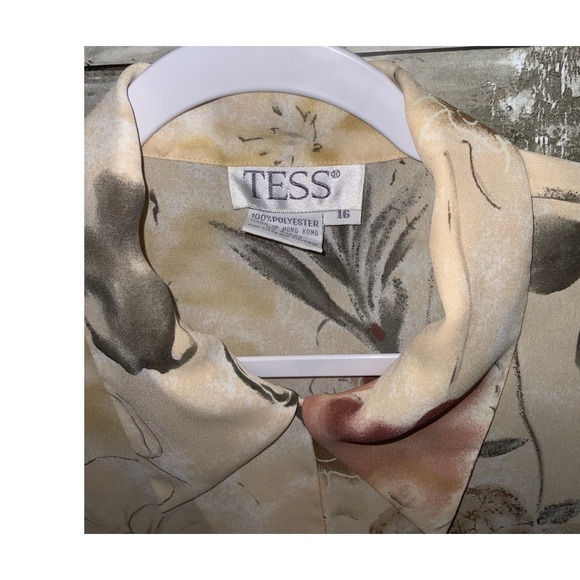 Vintage Tess Brown Floral Button Front Blouse Polyester Shoulder Pads Size 16 - Picture 4 of 4